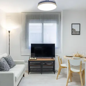 https://apartment-dos-aceras-malaga.1costadelsol.com